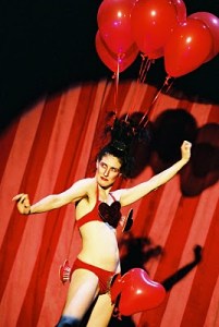 moira moira finucane burlesque performer